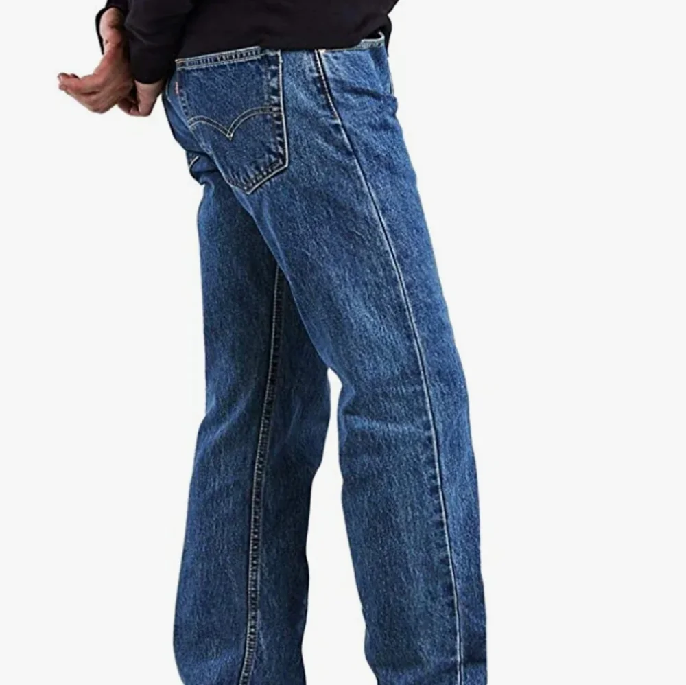 Levi's 505 Regular Fit Medium Stonewash Jeans. Size 32x36. NEW